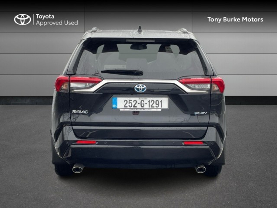 2025 Toyota Rav4 - PHEV - Plug InHybrid - Save EUR 3,000 - Free Services Offer Included - SOL Model + Sidesteps // Remote Central Locking // Front Electric Windows // Rear Electric Windows // Electric Mirrors // Heate €52,345