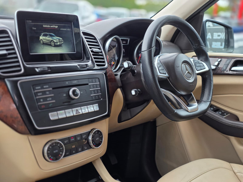 2016 Mercedes-Benz G Class - image 15