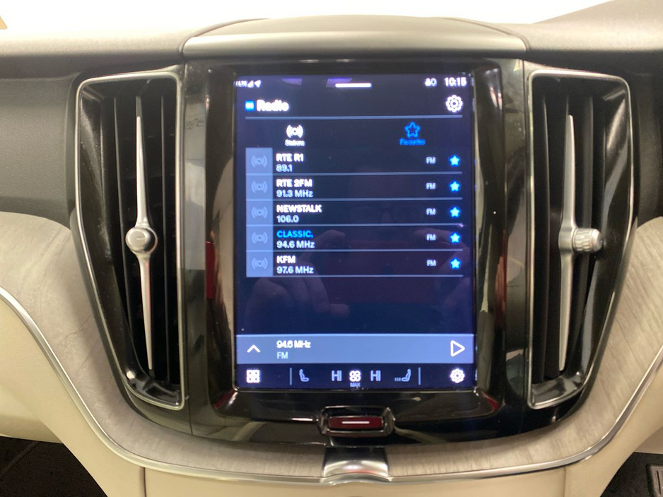 2023 Volvo XC60 2 YEARS VOLVO SELEKT WARRANTY T6 core PHEV 350hp €42,995