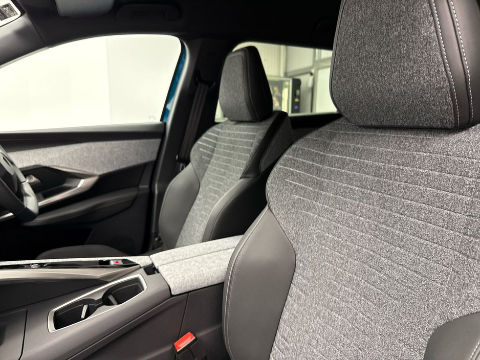 2026 Peugeot 5008 - image 27