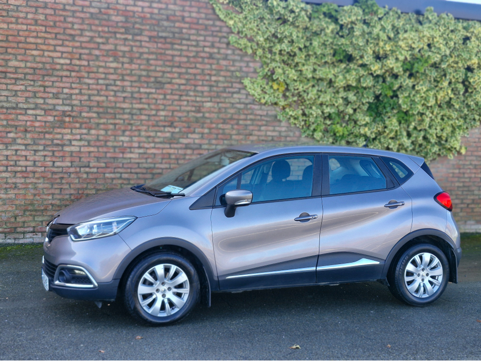2015 Renault Captur - image 4