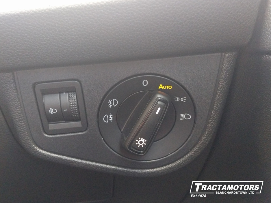 2024 Volkswagen Polo - image 21