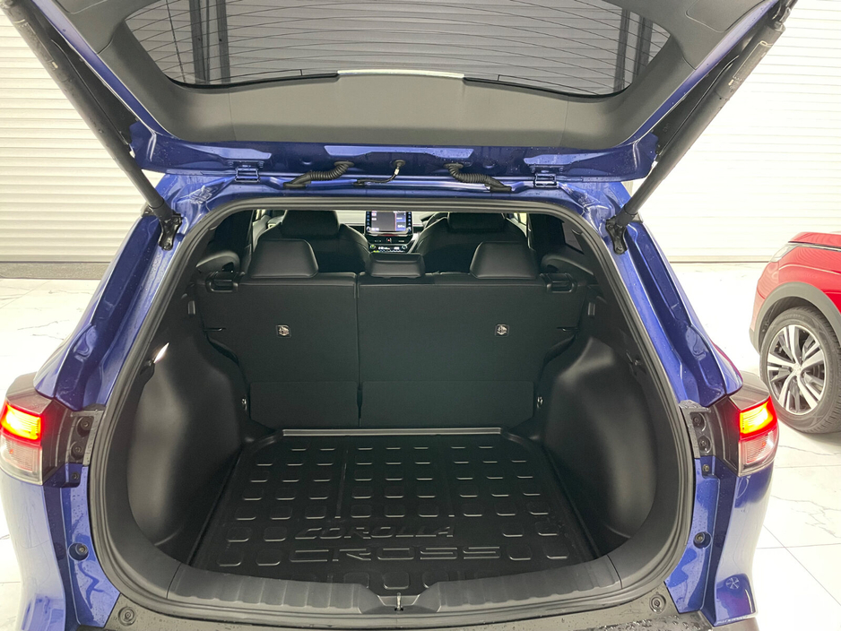 2022 Toyota Corolla Cross - image 11