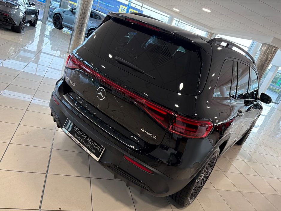 2025 Mercedes-Benz EQB - image 10