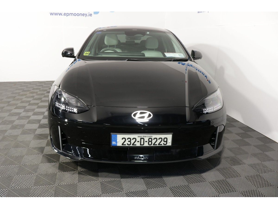 2023 Hyundai Ioniq 6 - image 2