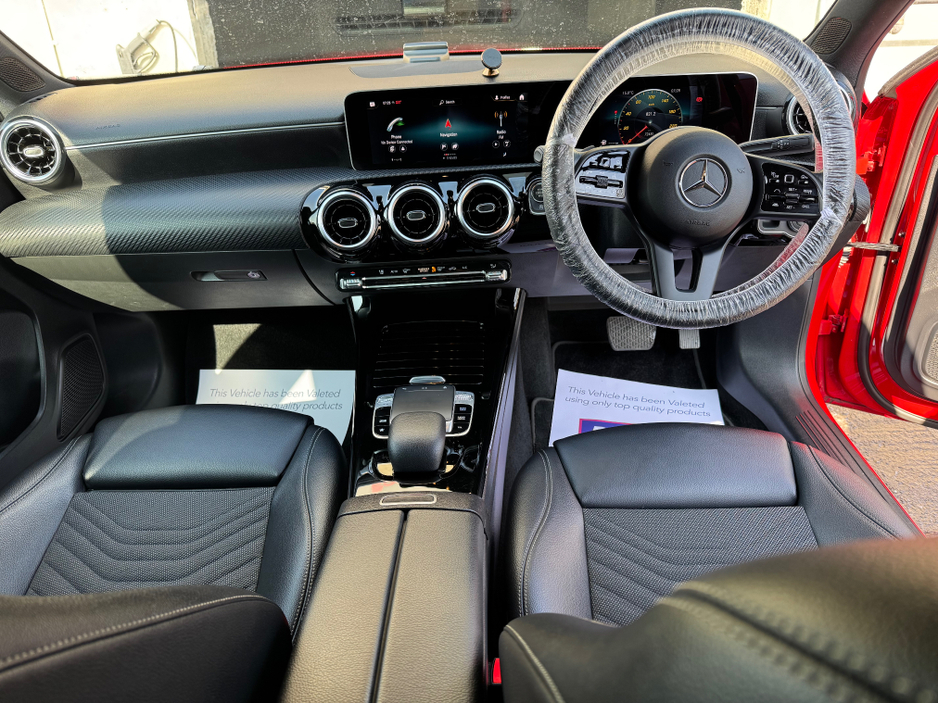 2019 Mercedes-Benz 180 - image 8