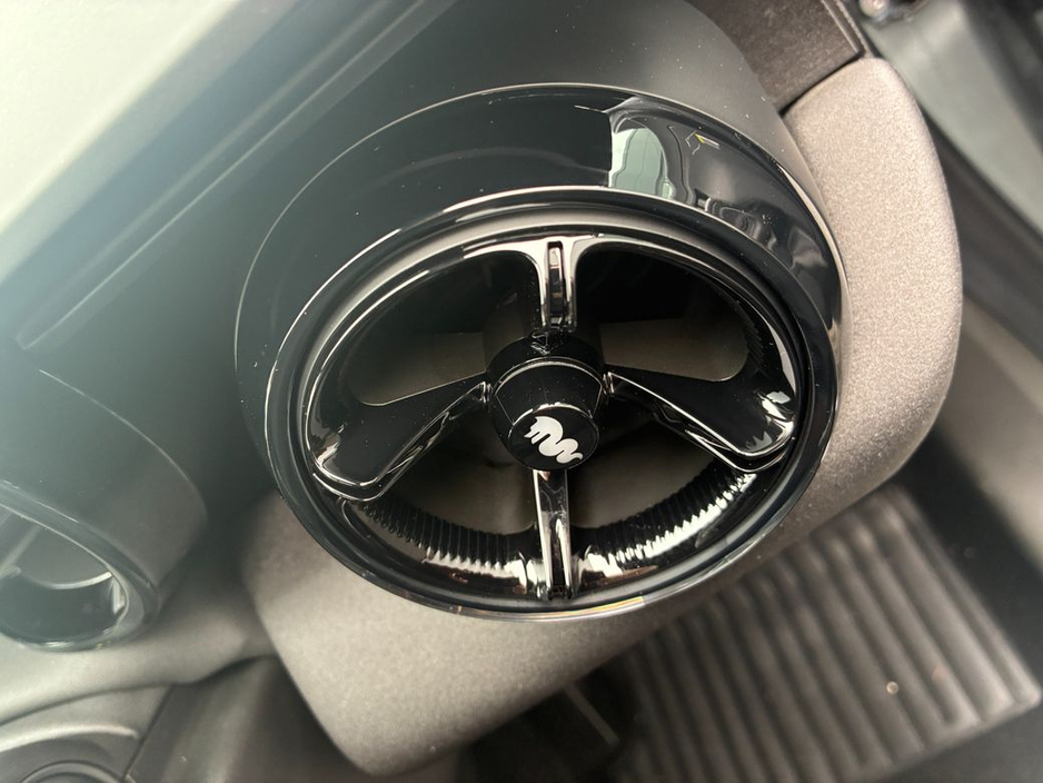 2026 Alfa Romeo Junior Ibrida €44,345