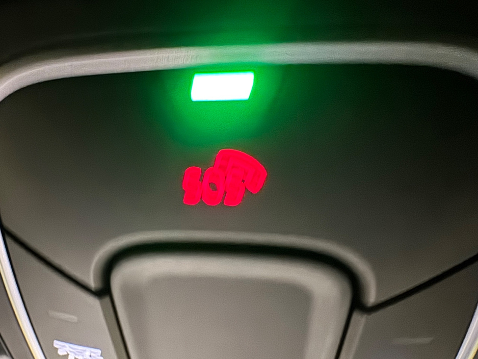 2025 Audi A6 - image 23