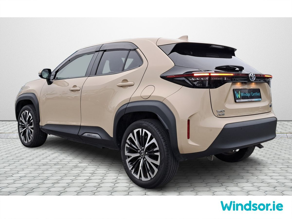2023 Toyota Yaris Cross - image 15
