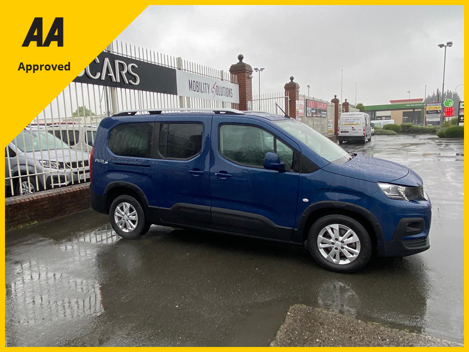 2023 Peugeot Rifter Allure Horizon L2 Wheelchair Accessible Taxi €42,950