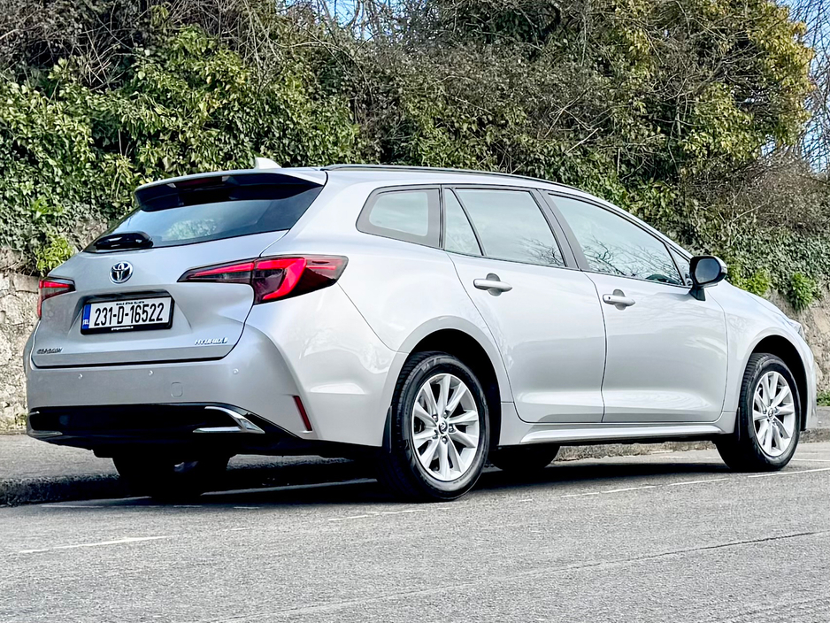 2023 Toyota Corolla - image 11