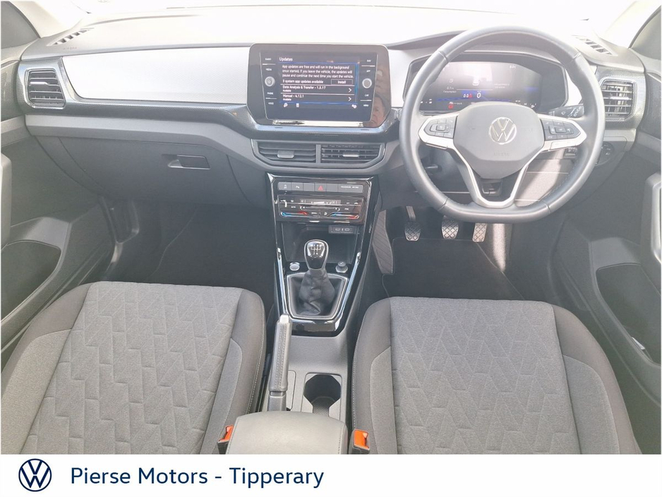 2025 Volkswagen T-Cross - image 4