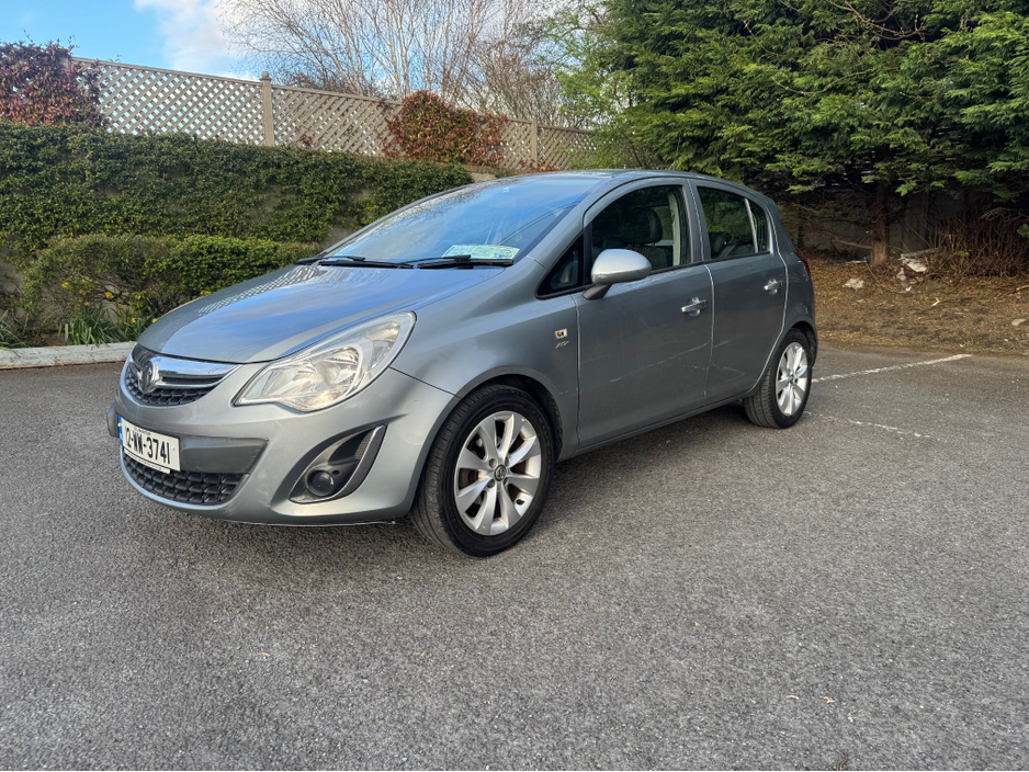 2012 Vauxhall Corsa - image 2