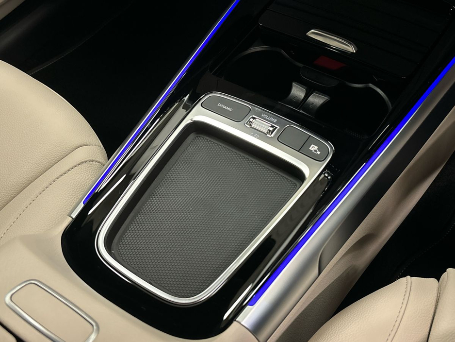 2025 Mercedes-Benz GLB - image 18