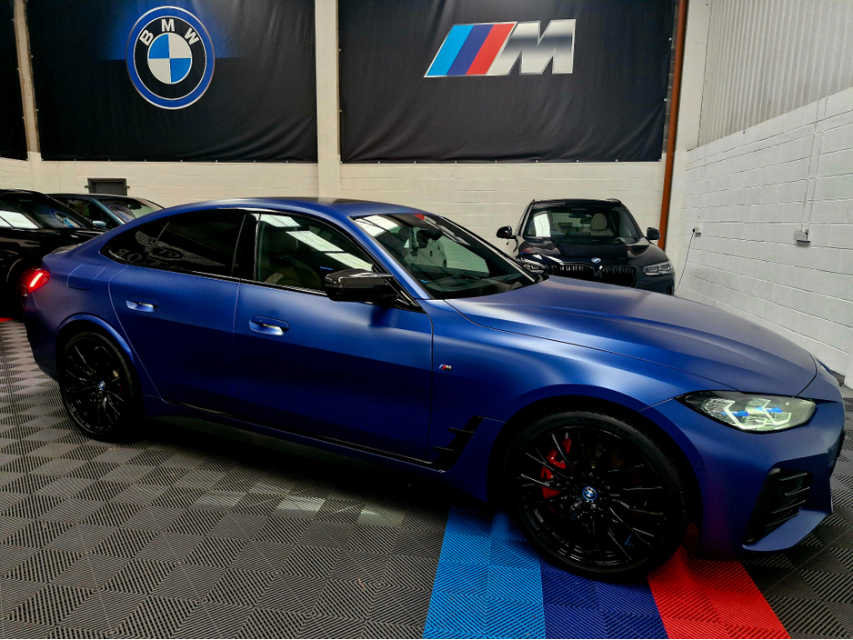 2023 BMW i4 - image 4