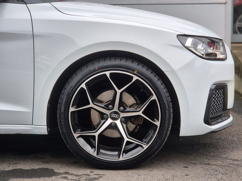 2019 Audi A1 - image 9