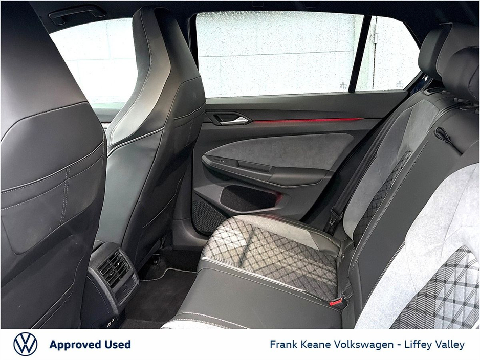 2024 Volkswagen Golf - image 6