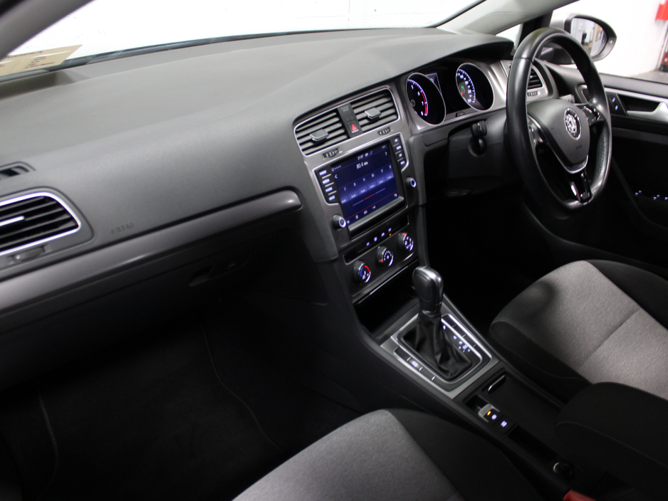 2016 Volkswagen Golf 1.2 trendline €15,450