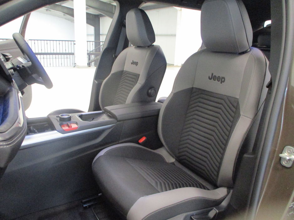 2026 Jeep Compass - image 13