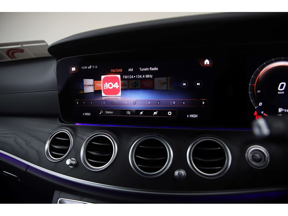 2022 Mercedes-Benz E Class - image 18