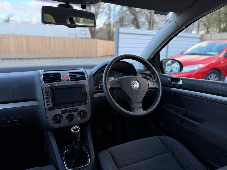 2008 Volkswagen Golf - image 41