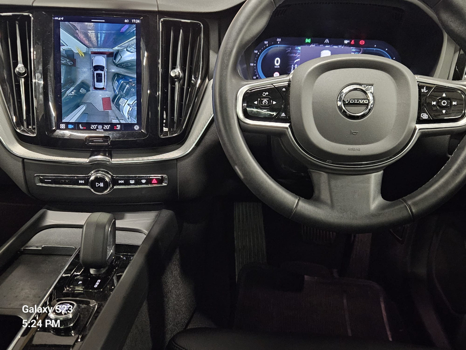 2023 Volvo XC60 T6 PHEV PLUS DARK AWD 5DR AUTO €53,950