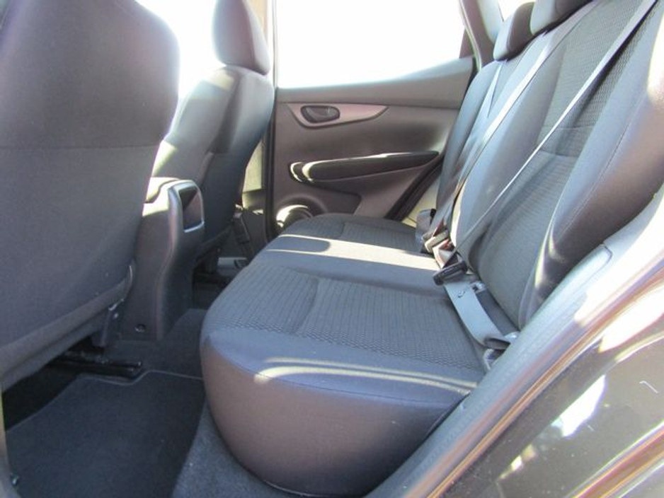 2016 Nissan Qashqai - image 16