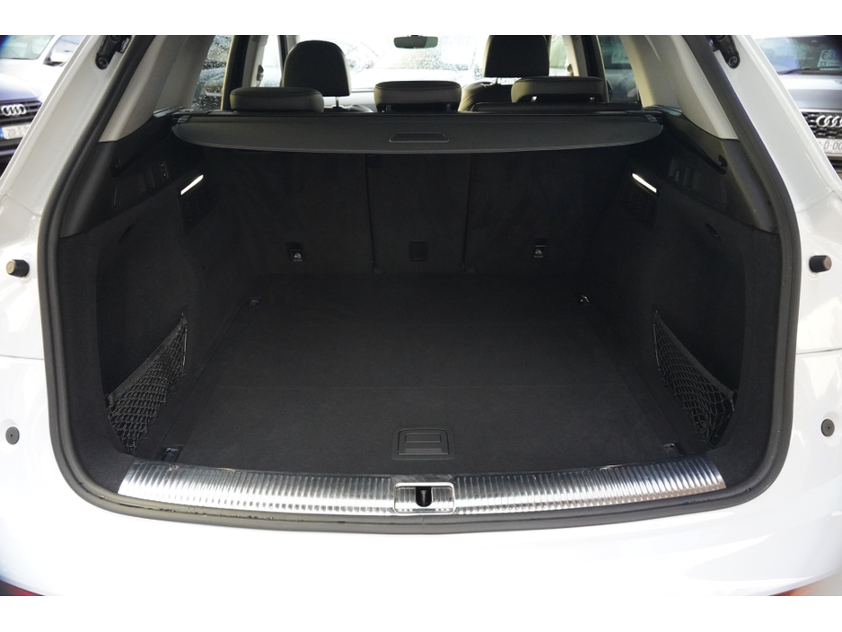2020 Audi Q5 - image 25