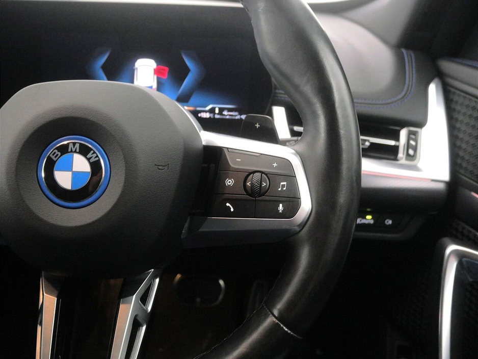 2023 BMW X1 - image 17