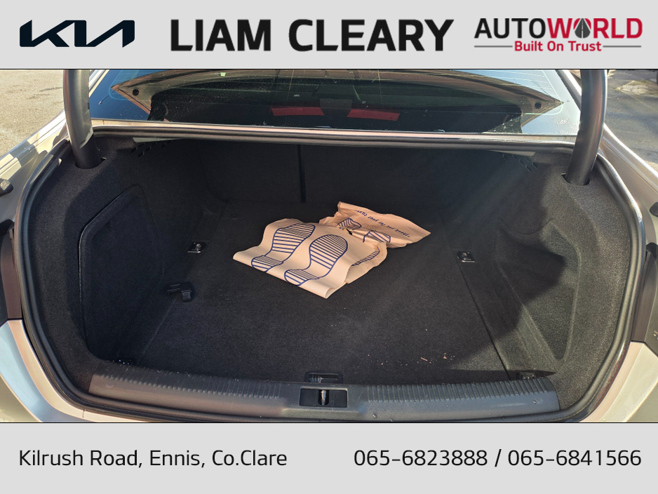 2015 Audi A4 - image 15