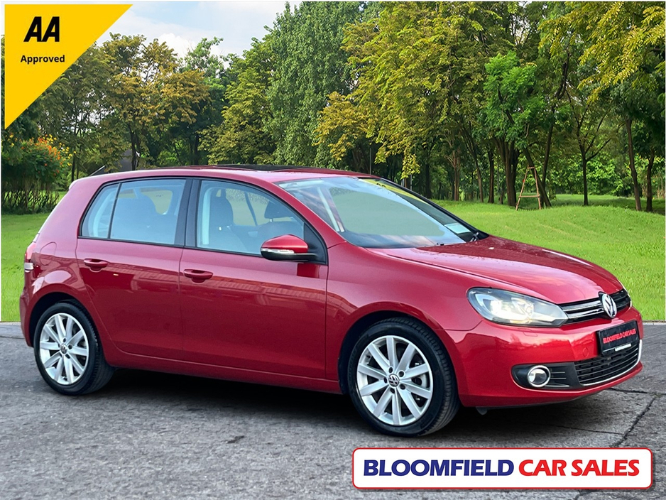 2011 Volkswagen Golf HIGHLINE , SUNROOF // LOW MILEAGE €8,950