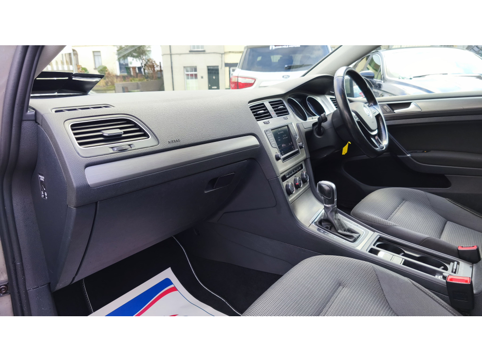 2017 Volkswagen Golf 1.6 TDI Automatic 1 Year Warranty Timing belt done €12,450