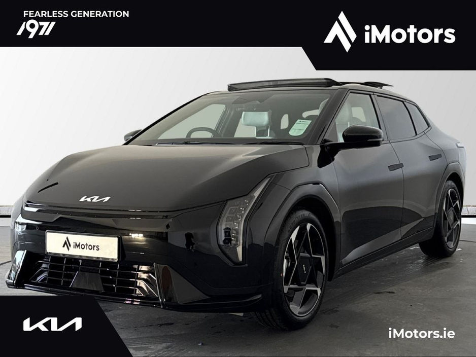 2025 Kia EV4 - image 3