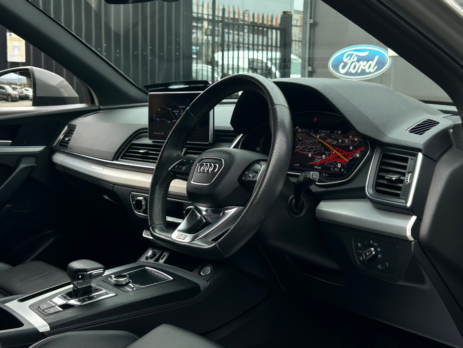 2019 Audi Q5 - image 12