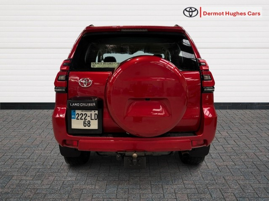 2022 Toyota Landcruiser - image 4