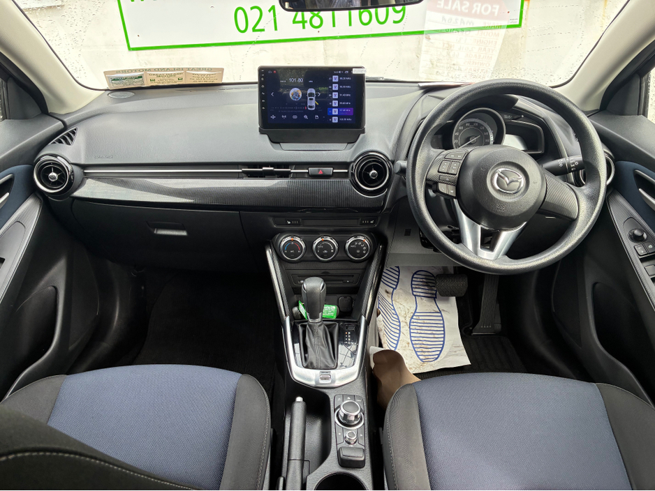 2016 Mazda Demio - image 10