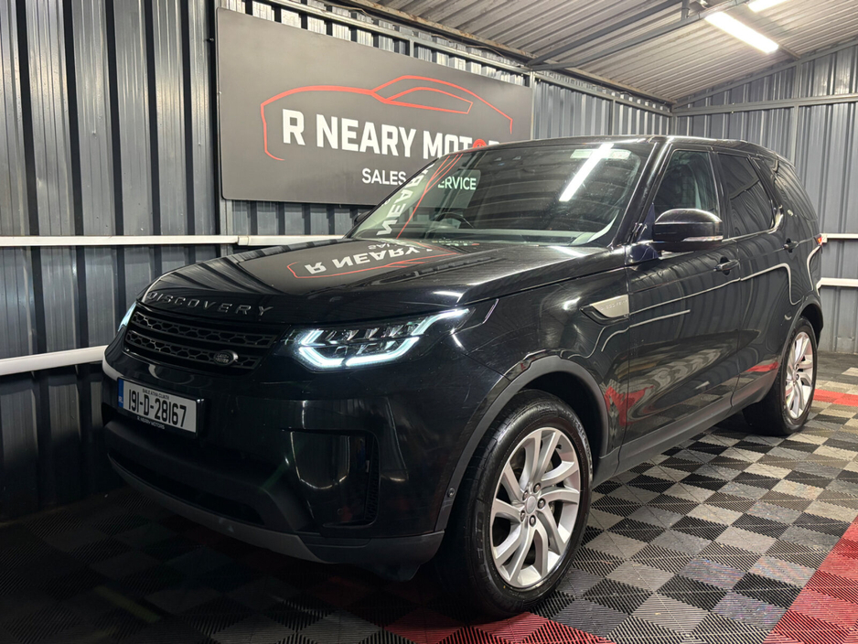 2019 Land Rover Discovery - image 6