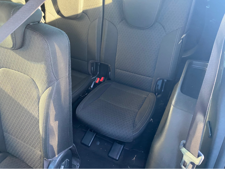 2017 Kia Carens OR RONDO EX 5DR €11,900