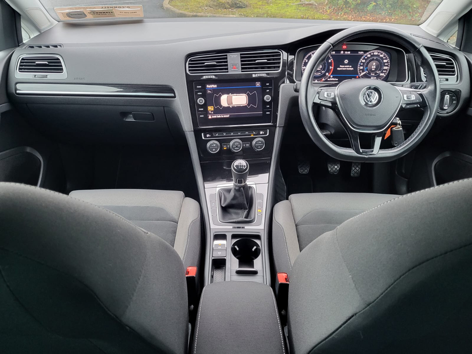 2018 Volkswagen Golf  €14,999