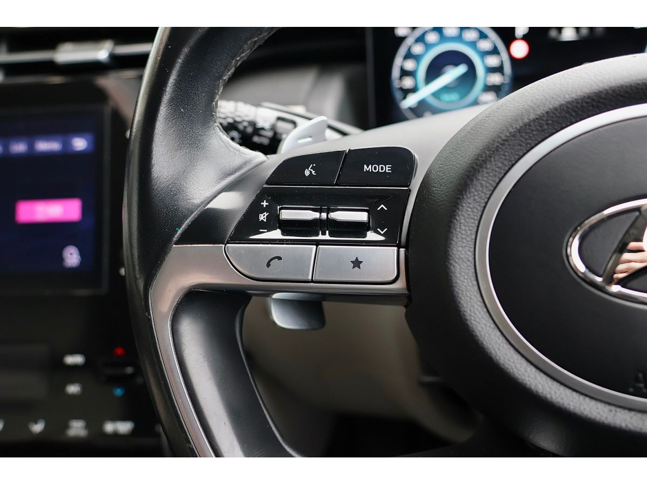 2021 Hyundai Tucson - image 10