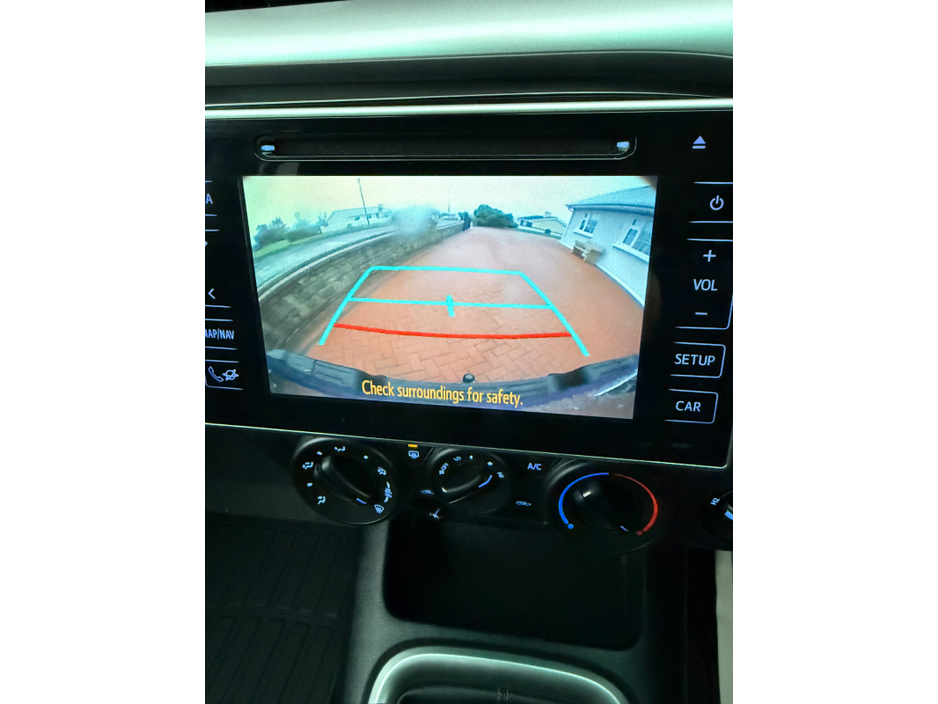 2020 Toyota Hilux - image 27