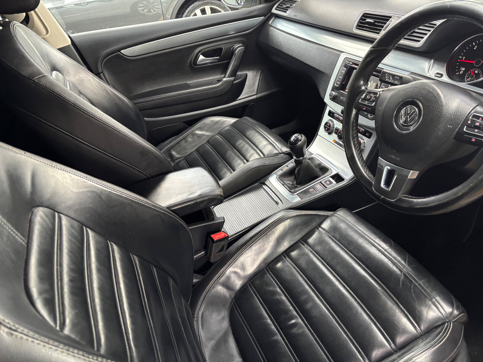 2015 Volkswagen CC - image 5