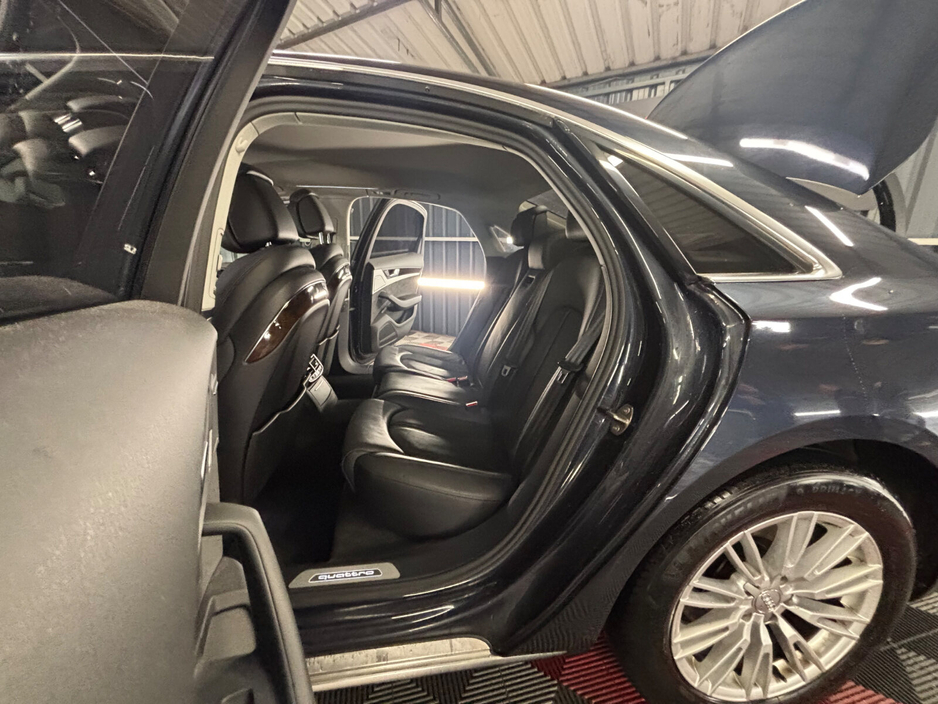 2016 Audi A8 3.0TDI 262HP quattro SE €19,950