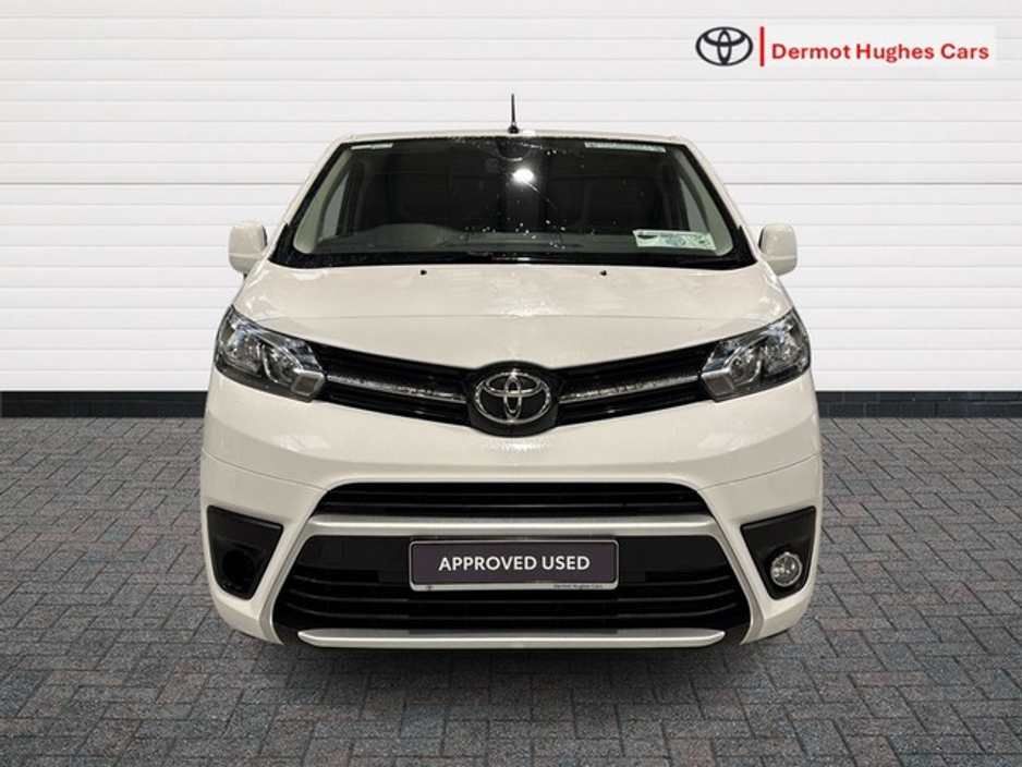 2023 Toyota Proace - image 5