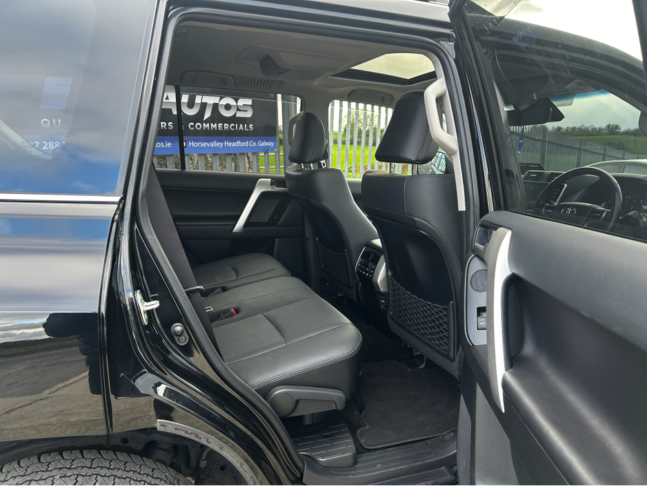 2024 Toyota Landcruiser - image 23