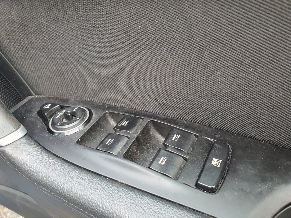 2012 Hyundai i40 - image 11