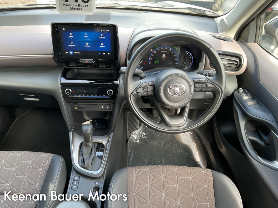 2023 Toyota Yaris - image 15