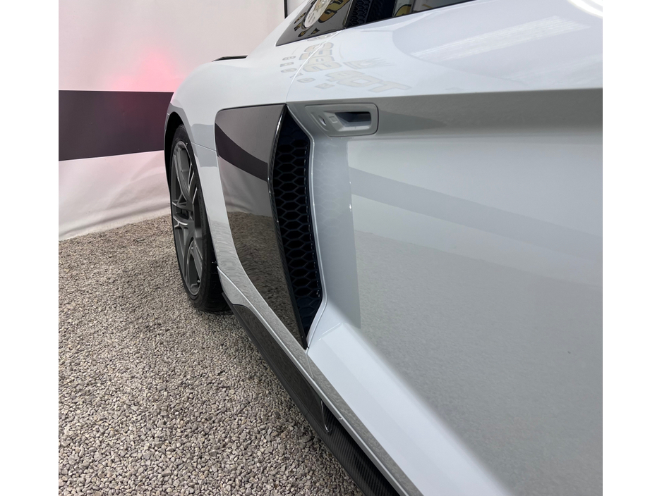 2022 Audi R8 R8 V10 Performance Carbon Edition €1