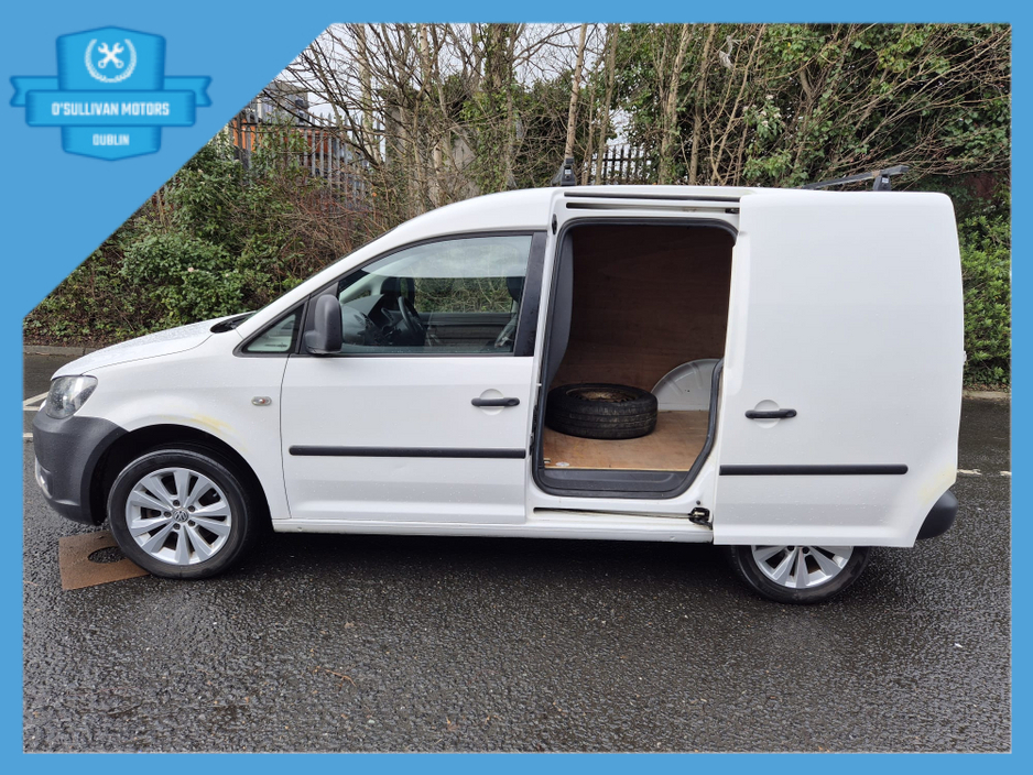 2011 Volkswagen Caddy - image 6