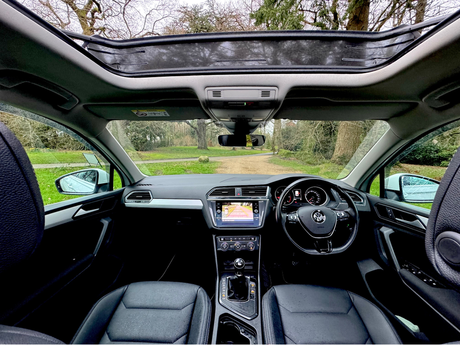 2019 Volkswagen Tiguan - image 37